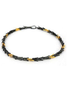 Tubs Necklace