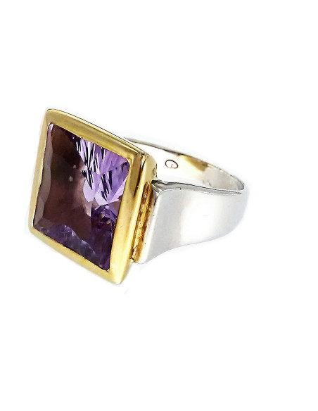 Square Amatist Ring