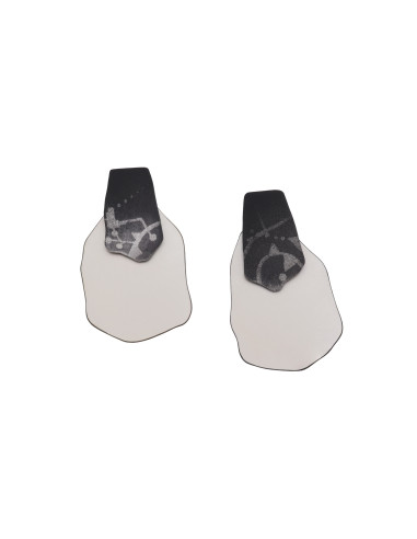 Pendientes Monotype