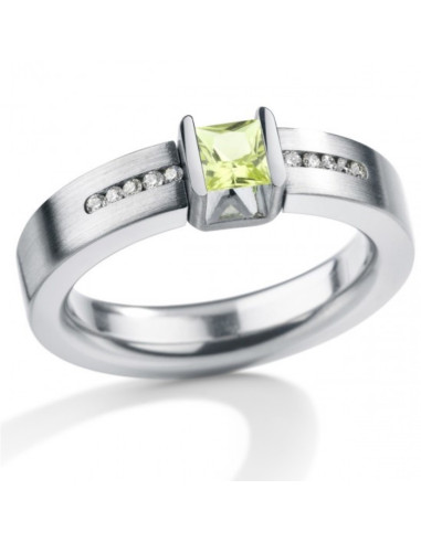 CUBE ring  Peridot