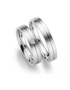 Classic wedding rings