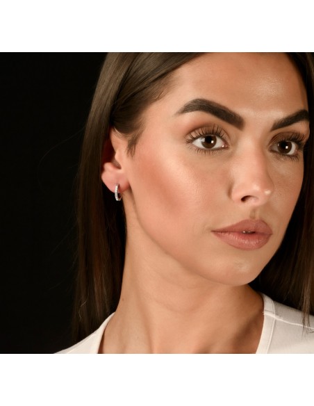 Steel hoops with zircons