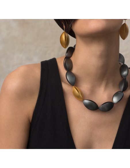 Collar Tulipan Zaremski